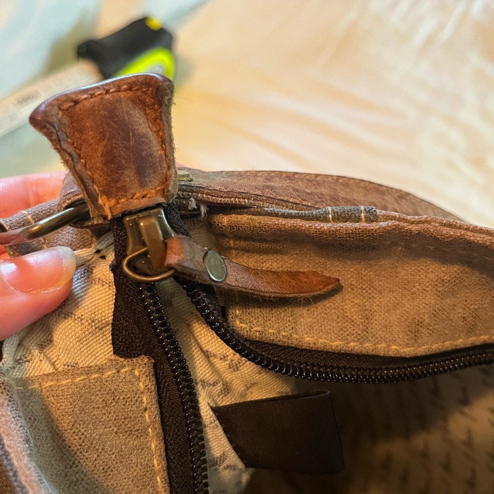 Stylish Brown and Gray Crossbody Bag - Picture 9 of 11
